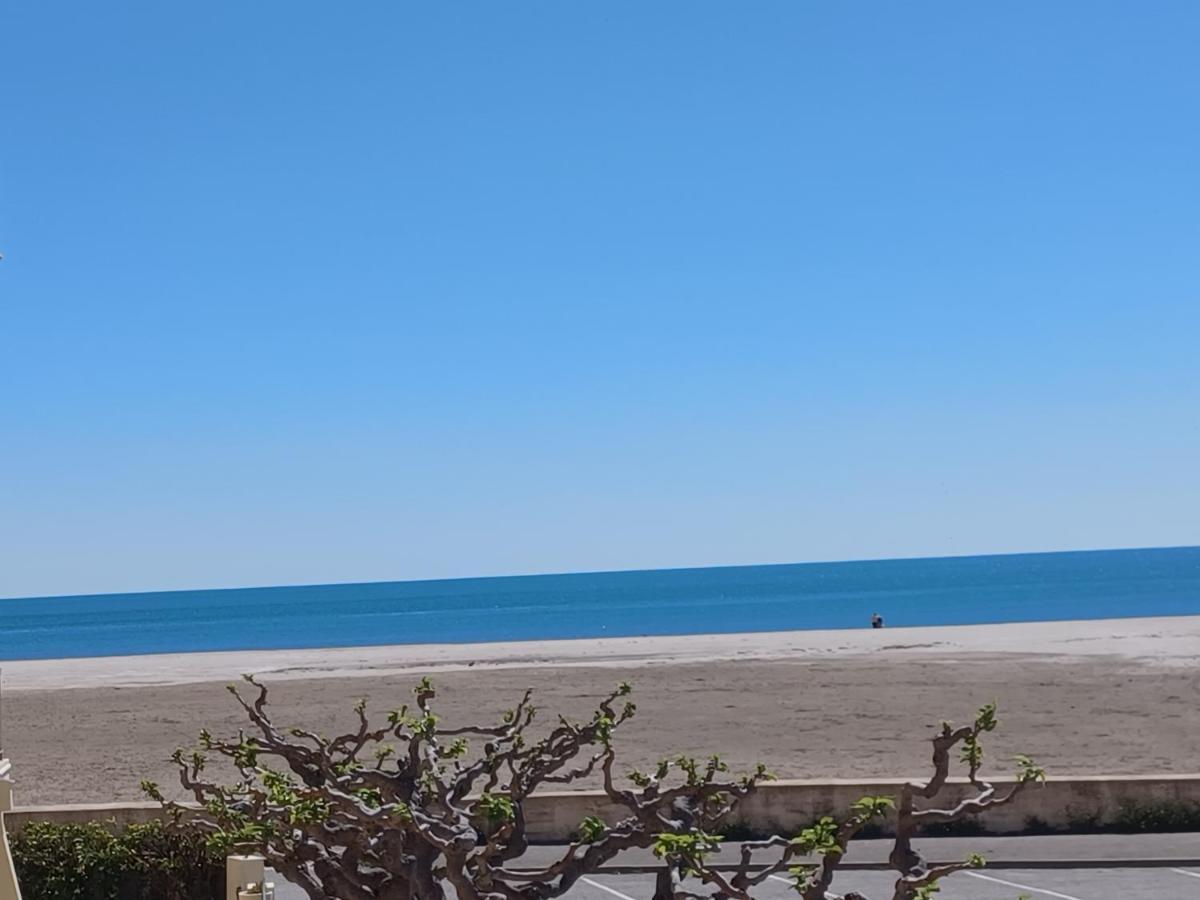 Superbe Appartement Avec Vue Sur Le Port Et Plage Saint-Pierre-la-Mer  Екстер'єр фото